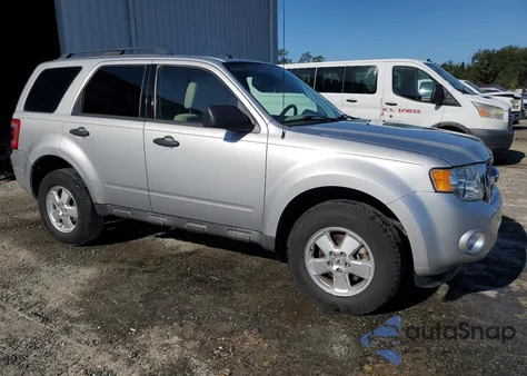2011 Ford Escape Xlt from USA, damaged, VIN 1FMCU0D70BKB57779